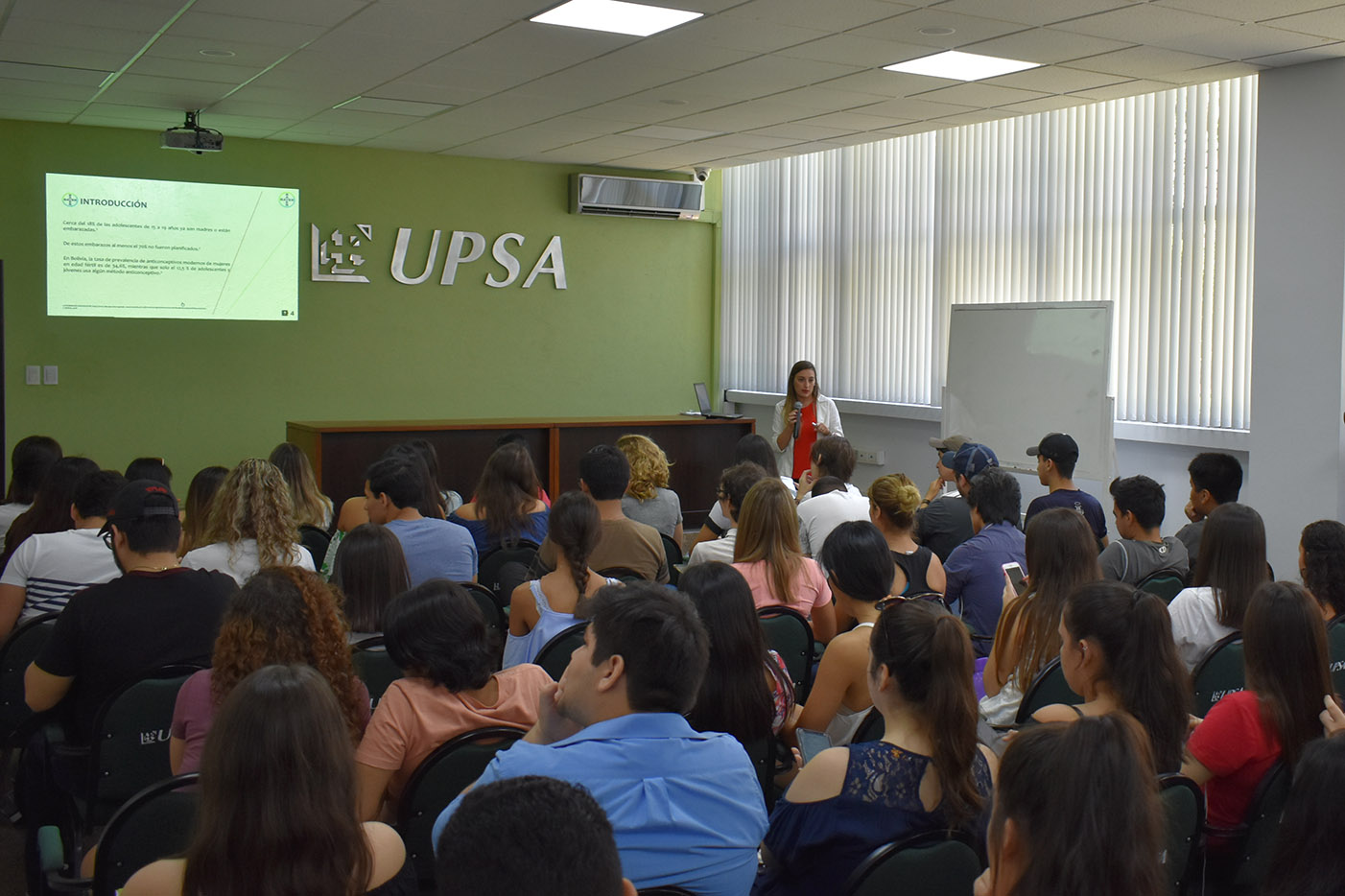 Conferencia sobre prevención de embarazos no planificados 