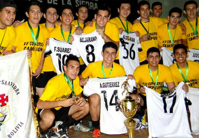 LA 17ª COPA UPSA ESTRENÓ CAMPEONES